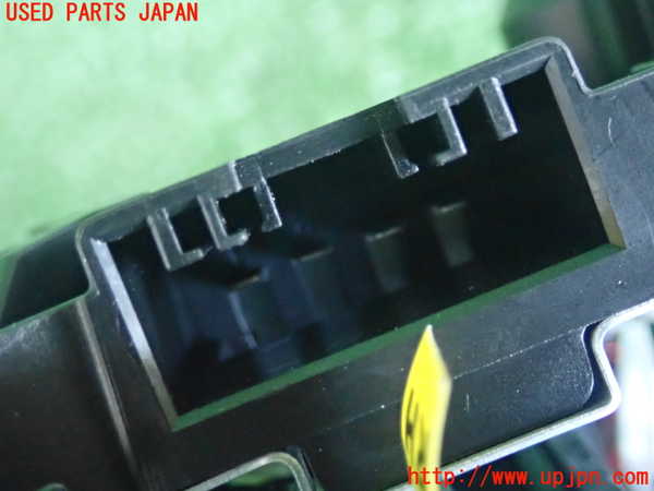 2UPJ-28581550]BMW アクティブハイブリッド3(AH3)(3F30)(F30)右リアフィニッシャー 中古_m0004.jpg