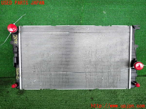 2UPJ-28582321]BMW アクティブハイブリッド3(AH3)(3F30)(F30)ラジエーター1 中古_m0002.jpg