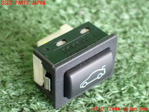 2UPJ-28586306]BMW アクティブハイブリッド3(AH3)(3F30)(F30)スイッチ1 (トランク) 中古_m0001.jpg