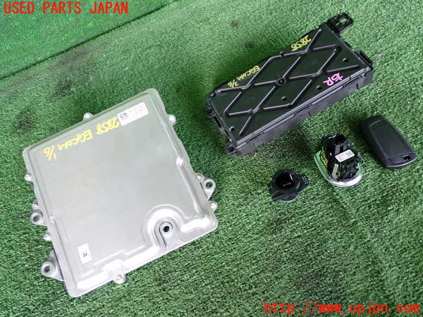 2UPJ-28586110]BMW アクティブハイブリッド3(AH3)(3F30)(F30)エンジンコンピューター DME 中古_m0002.jpg