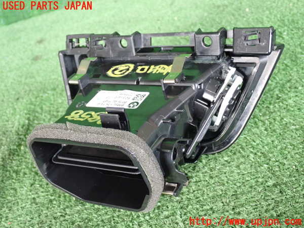 2UPJ-28587527]BMW アクティブハイブリッド3(AH3)(3F30)(F30)エアコン吹き出し口2 (左) 中古_m0004.jpg