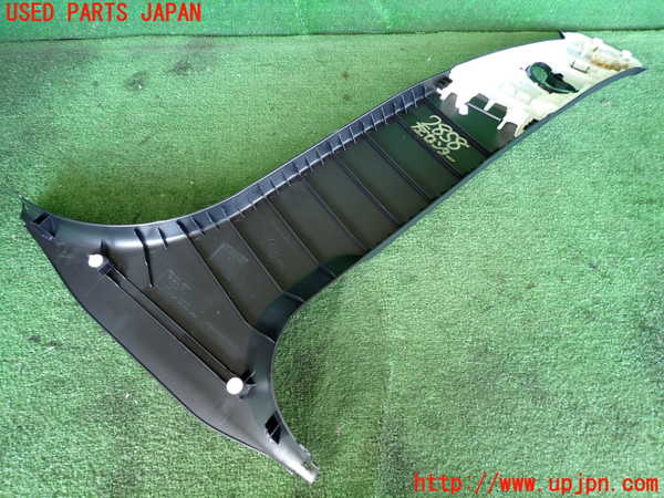 2UPJ-28587670]BMW アクティブハイブリッド3(AH3)(3F30)(F30)左センターピラートリム 中古_m0002.jpg