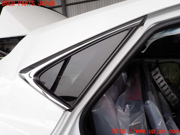 5UPJ-28591380]レクサス・NX300h(AYZ10)右クォーターガラス 中古(43R-005844 M31Q8)_m0001.jpg