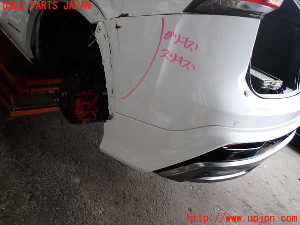 2UPJ-28591610]レクサス・NX300h(AYZ10)リアバンパー 中古_m0002.jpg