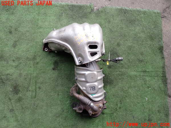 2UPJ-28592041]レクサス・NX300h(AYZ10)エキマニ1 触媒 マニバーター 中古_m0001.jpg