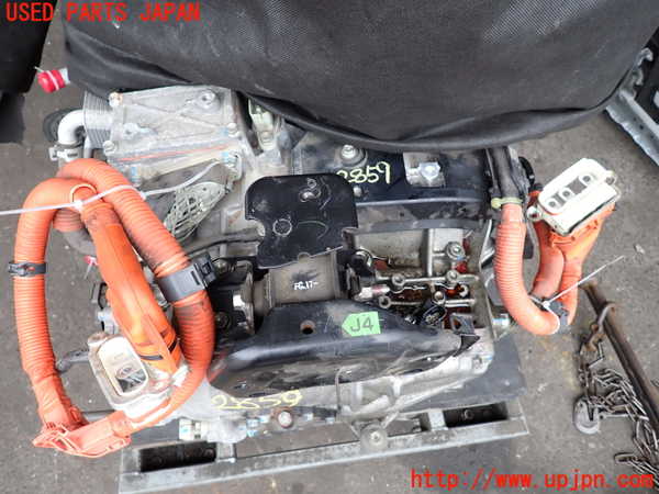 2UPJ-28593010]レクサス・NX300h(AYZ10)ミッション AT 2AR-FXE 中古_m0004.jpg