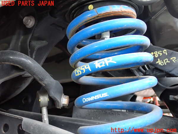 2UPJ-28595100]レクサス・NX300h(AYZ10)右リアスプリング 中古_m0001.jpg