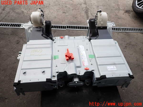 2UPJ-28596911]レクサス・NX300h(AYZ10)ハイブリッドバッテリー1 中古_m0001.jpg