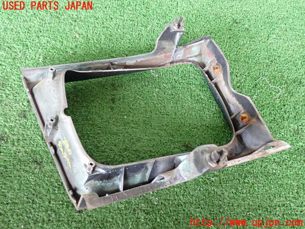 2UPJ-28601140]ハイラックスサーフ N130系 4ドア(VZN130G)右ヘッドライトリム 中古_m0003.jpg