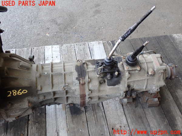 2UPJ-28603200]ハイラックスサーフ N130系 4ドア(VZN130G)ミッション MT 3VZ-E 4WD 中古_m0001.jpg