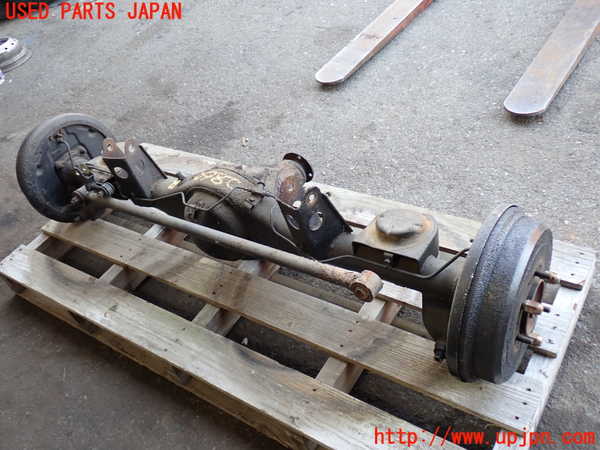 2UPJ-28604400]ハイラックスサーフ N130系 4ドア(VZN130G)リアデフホーシング ジャンク 中古_m0004.jpg