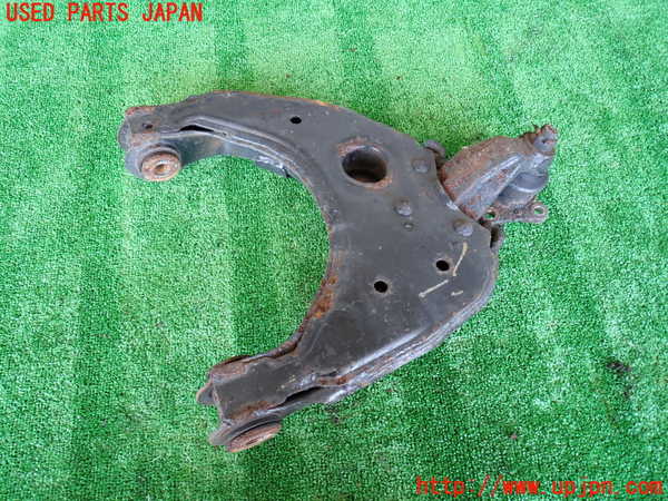 2UPJ-28605176]ハイラックスサーフ N130系 4ドア(VZN130G)右フロントロアアーム1 中古_m0002.jpg