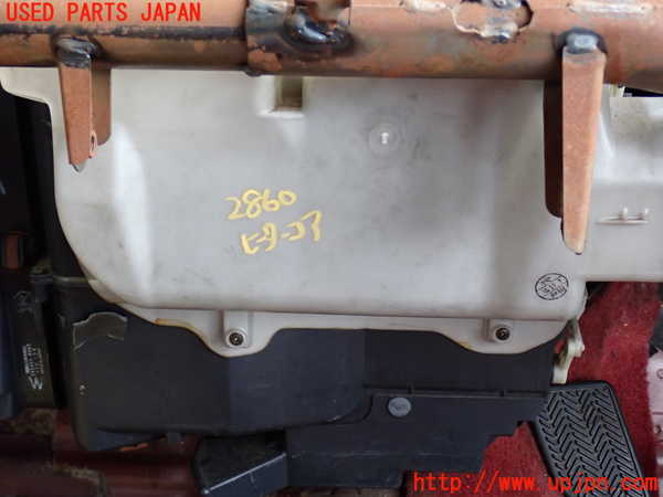 2UPJ-28606100]ハイラックスサーフ N130系 4ドア(VZN130G)ヒーターコア 中古_m0001.jpg