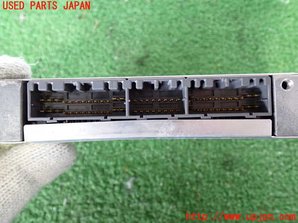 2UPJ-28606110]ハイラックスサーフ N130系 4ドア(VZN130G)エンジンコンピューター 中古 89661-35590_m0002.jpg