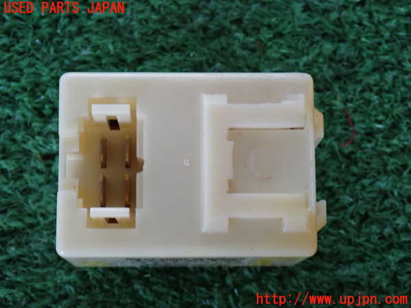 2UPJ-28606147]ハイラックスサーフ N130系 4ドア(VZN130G)コンピューター2(ライトリマインダーリレー) 中古 85969-89103_m0002.jpg