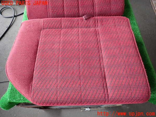 2UPJ-28607145]ハイラックスサーフ N130系 4ドア(VZN130G)右2列目シート 中古_m0002.jpg