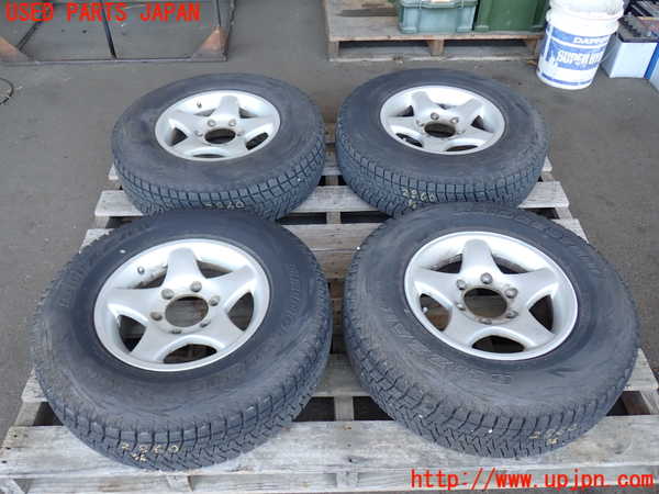 2UPJ-28609025]ハイラックスサーフ N130系 4ドア(VZN130G)社外タイヤ　ホイール(NR595)　4本セット 215/80R15 ジャンク_m0001.jpg