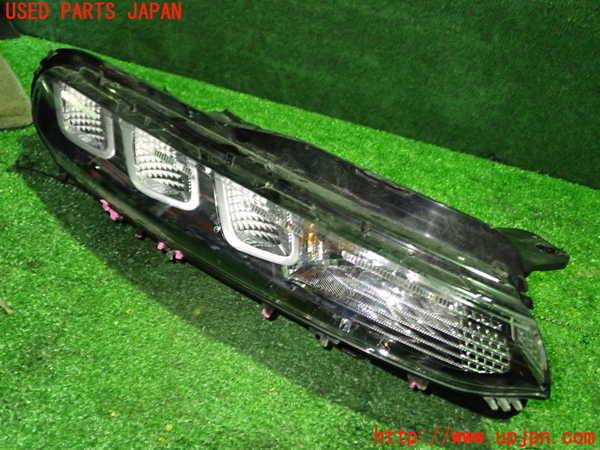 1UPJ-28611150]シトロエン・BERLINGO(ベルランゴ)(型式不明)右コーナーランプ ジャンク_m0001.jpg