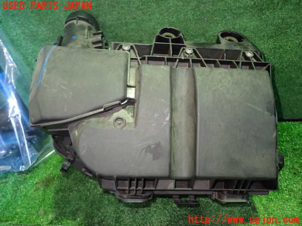 1UPJ-28612560]シトロエン・BERLINGO(ベルランゴ)(型式不明)エアクリーナーボックス 中古_m0001.jpg