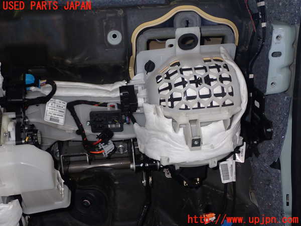 1UPJ-28616081]シトロエン・BERLINGO(ベルランゴ)(型式不明)エバポレーター1 中古_m0003.jpg