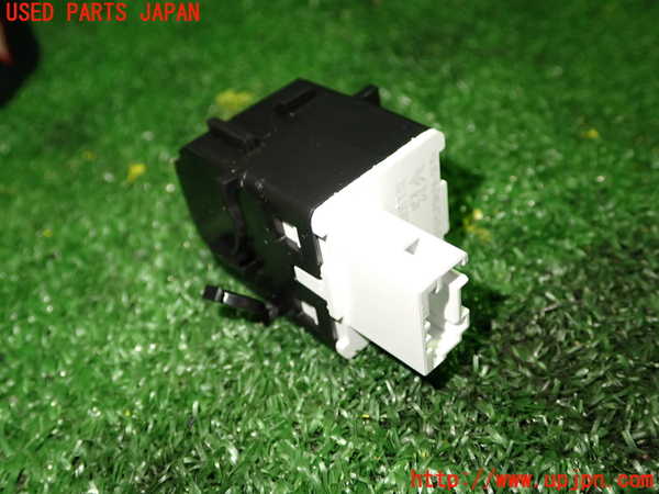 1UPJ-28616311]シトロエン・BERLINGO(ベルランゴ)(型式不明)スイッチ6(レベライザー) 中古_m0003.jpg