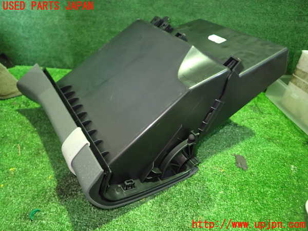 1UPJ-28617516]シトロエン・BERLINGO(ベルランゴ)(型式不明)グローブボックス1 中古_m0002.jpg