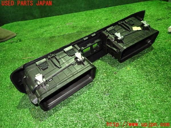 1UPJ-28617528]シトロエン・BERLINGO(ベルランゴ)(型式不明)エアコン吹き出し口3 中古_m0003.jpg