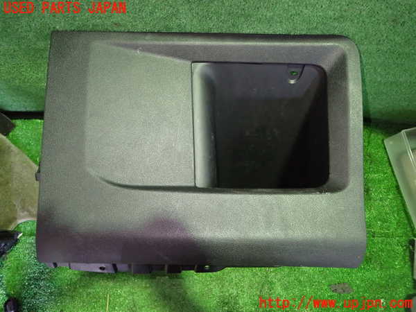 1UPJ-28617841]シトロエン・BERLINGO(ベルランゴ)(型式不明)小物入れ1 中古_m0001.jpg