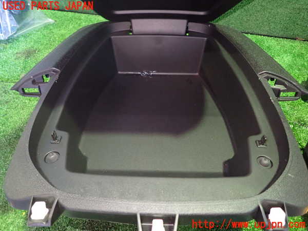 1UPJ-28617842]シトロエン・BERLINGO(ベルランゴ)(型式不明)小物入れ2 中古_m0004.jpg