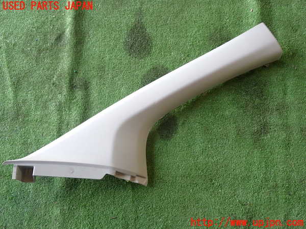 1UPJ-28617655]シトロエン・BERLINGO(ベルランゴ)(型式不明)右フロントピラートリム 中古_m0001.jpg