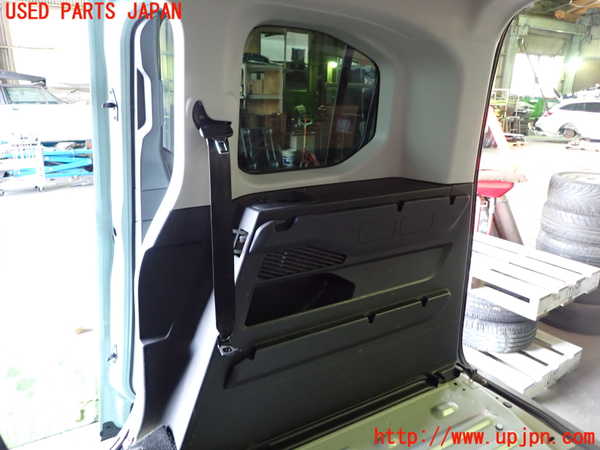 1UPJ-28617675]シトロエン・BERLINGO(ベルランゴ)(型式不明)右リアピラートリム 中古_m0001.jpg