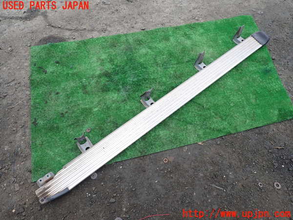 1UPJ-28621392]ランクルプラド(KZJ78W)左サイドステップ 中古_m0001.jpg