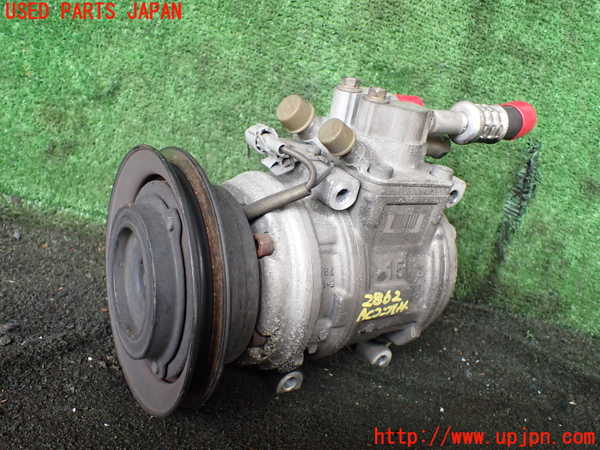 5UPJ-28626025]ランクルプラド(KZJ78W)エアコンコンプレッサー 中古_m0001.jpg