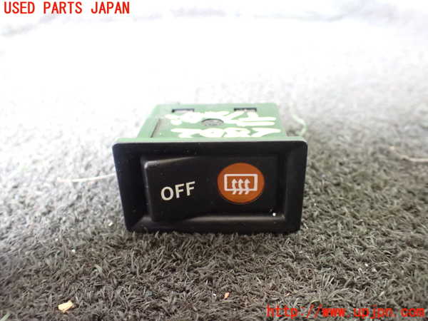 5UPJ-28626300]ランクルプラド(KZJ78W)デフォッガースイッチ 中古_m0001.jpg