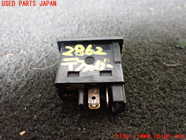 5UPJ-28626300]ランクルプラド(KZJ78W)デフォッガースイッチ 中古_m0002.jpg