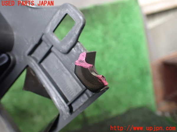 5UPJ-28627510]ランクルプラド(KZJ78W)メーターフード 中古_m0004.jpg