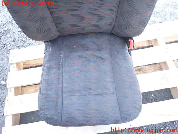 1UPJ-28637035]ジープ・ラングラー(TJ40S)運転席シート 中古_m0003.jpg
