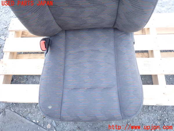 1UPJ-28637065]ジープ・ラングラー(TJ40S)助手席シート 中古_m0003.jpg