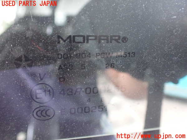 1UPJ-28641380]ジープ・ラングラー アンリミテッド(JK36L)右クォーターガラス M513 中古_m0002.jpg