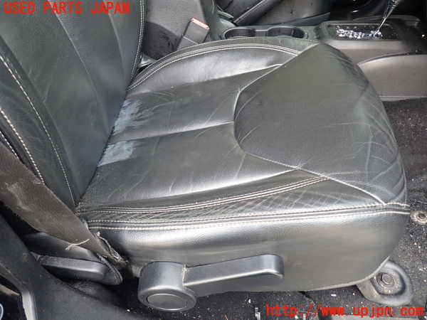 1UPJ-28647035]ジープ・ラングラー アンリミテッド(JK36L)運転席シート 中古_m0003.jpg