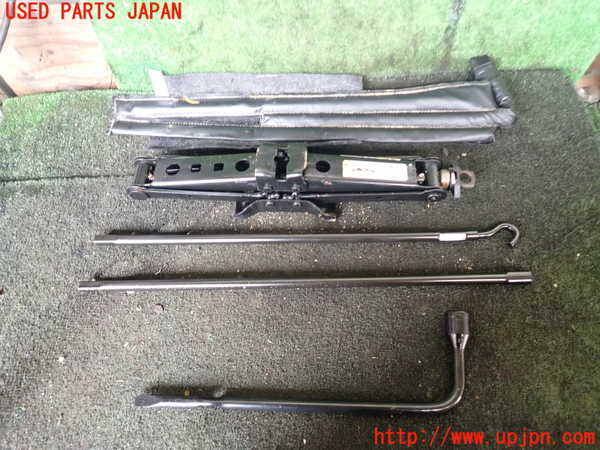 1UPJ-28647805]ジープ・ラングラー アンリミテッド(JK36L)車載工具 中古_m0001.jpg