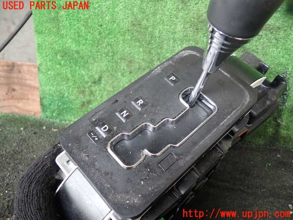 1UPJ-28647555]ジープ・ラングラー アンリミテッド(JK36L)ATシフトレバー 中古_m0002.jpg
