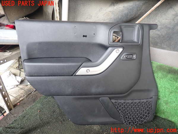 1UPJ-28641264]ジープ・ラングラー アンリミテッド(JK36L)左前ドア内張り 中古_m0001.jpg