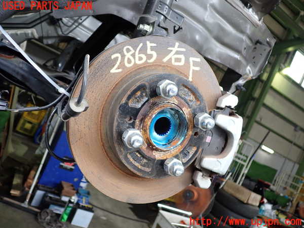 2UPJ-28654290]日産サクラ(SAKURA)(B6AW)右フロントナックルハブ 中古_m0001.jpg