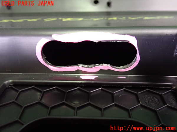 2UPJ-28667516]ノート オーラ(AURA)(FE13)グローブボックス1 中古_m0004.jpg