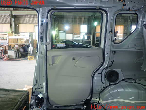 1UPJ-28671290]ROOX(ルークス)(B44A)右後ドア ジャンク TEMPALEX M262 43R-006714_m0002.jpg