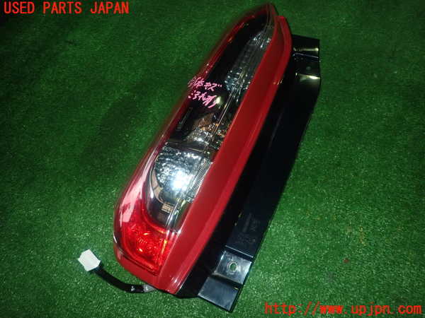 1UPJ-28671536]ROOX(ルークス)(B44A)左テールランプ 中古_m0001.jpg