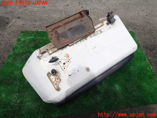 1UPJ-28681082]三菱ジープ(J53(改))左前フェンダー ジャンク部品取り_m0001.jpg