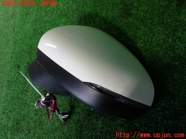 2UPJ-28691212]ベンツ CLA200 d(118312M)左ドアミラー 中古 C118_m0001.jpg