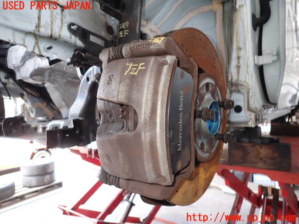 2UPJ-28694085]ベンツ CLA200 d(118312M)左フロントキャリパー 中古 C118_m0001.jpg